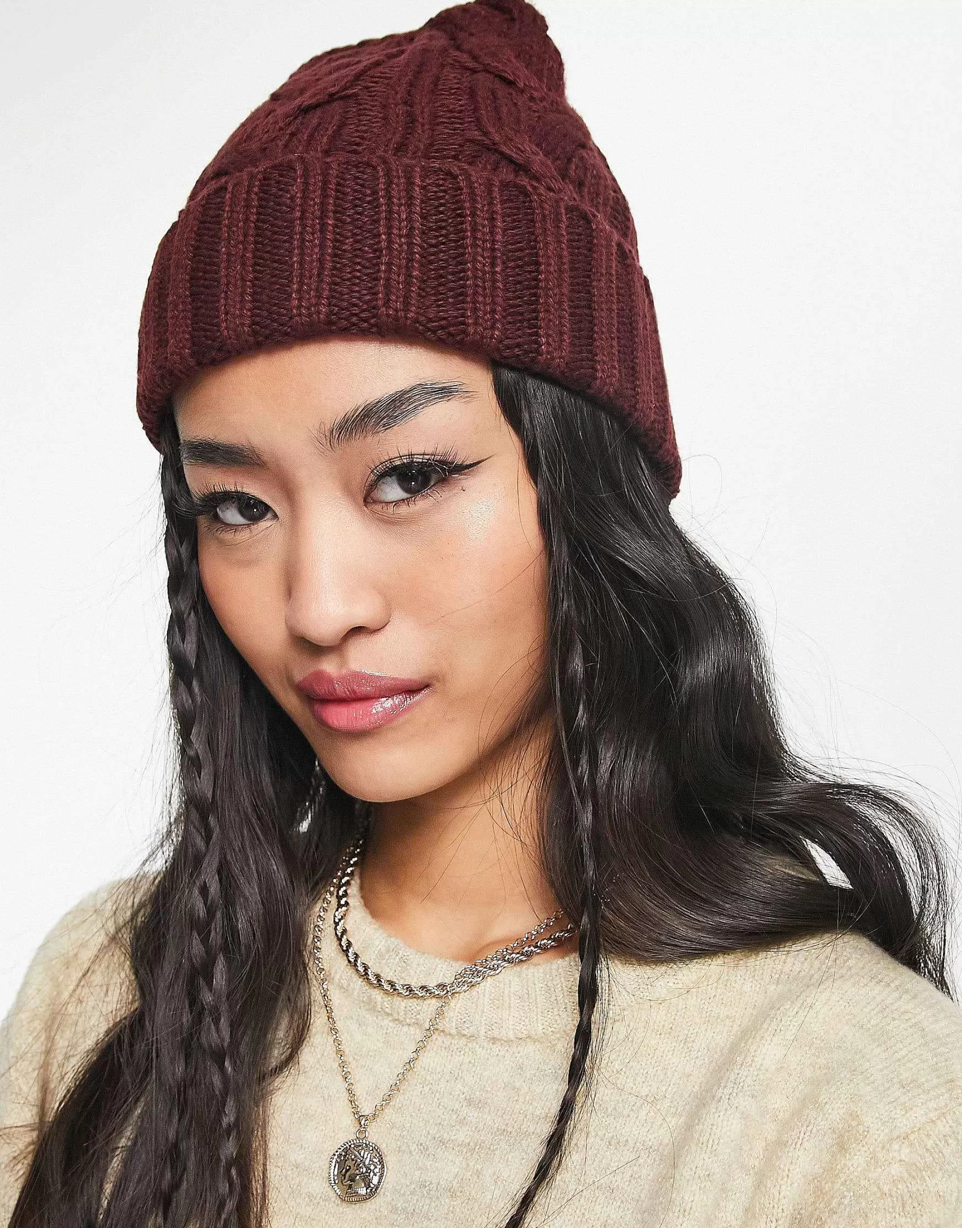 Women DESIGN Polyester Cable Knit Beanie In