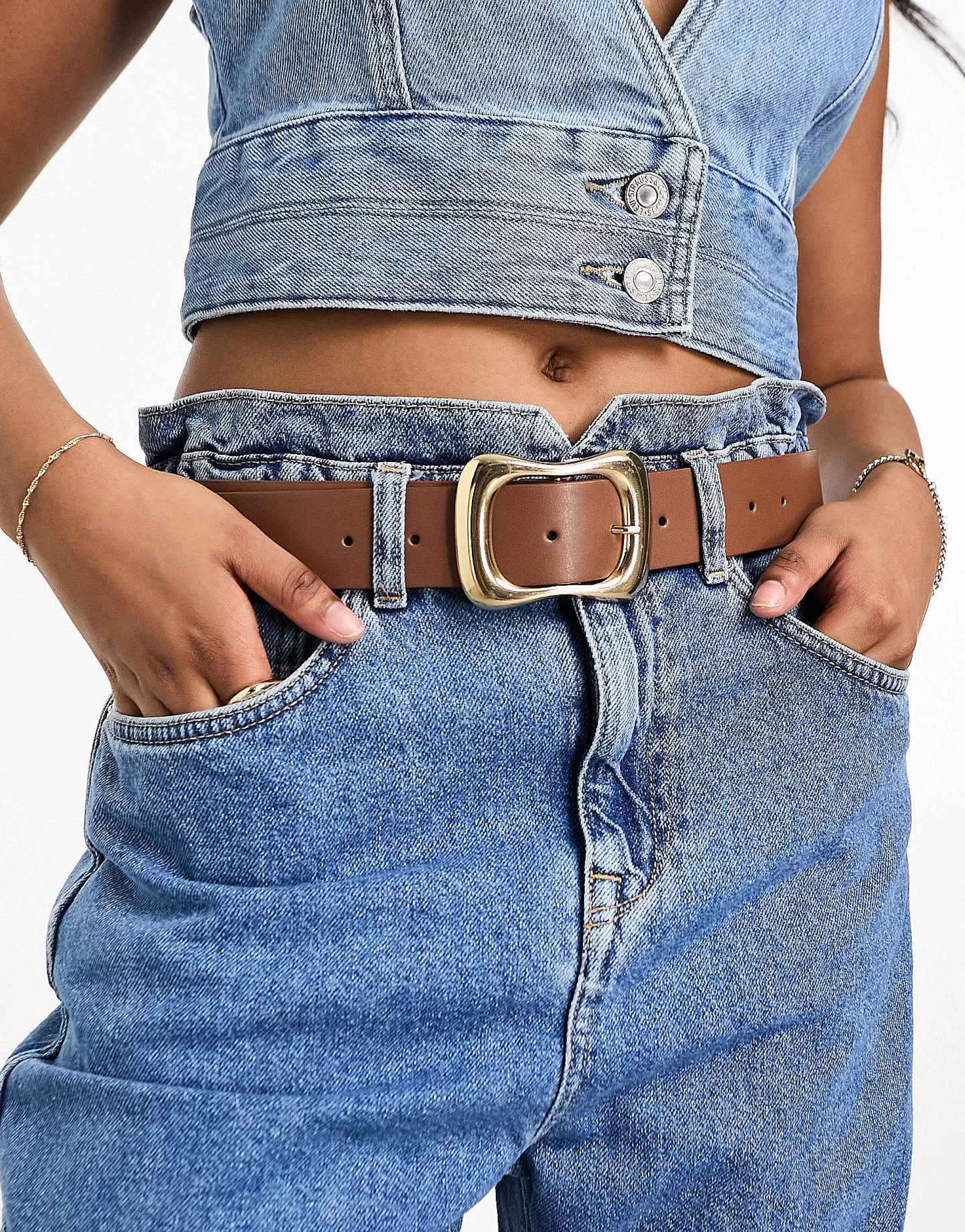 Women DESIGN Wavy Buckle Waist And Hip Jeans Belt In